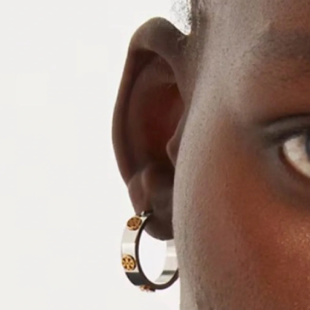 Tory Burch polished hoop